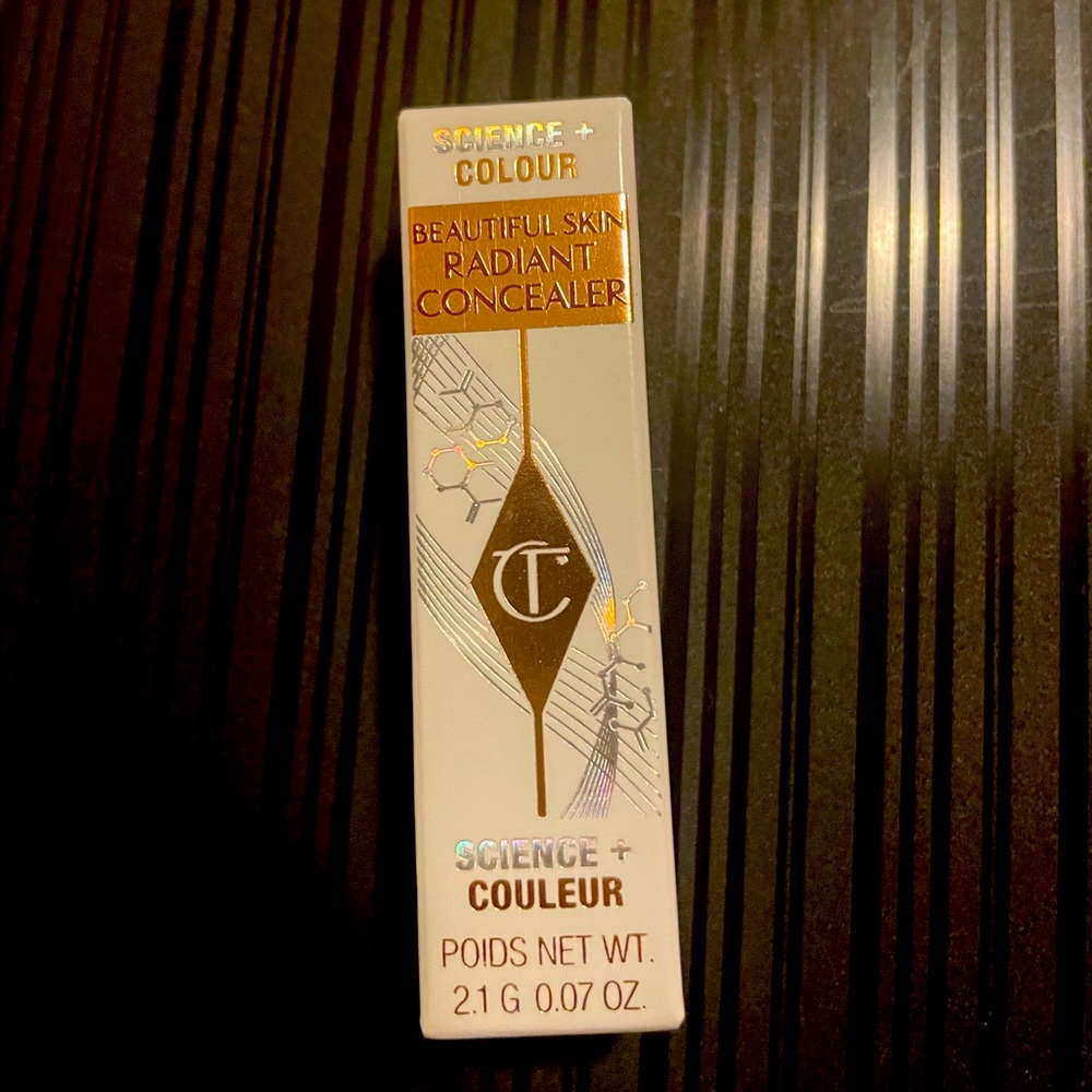 NEW Charlotte Tilbury Beautiful Skin Radiant Concealer